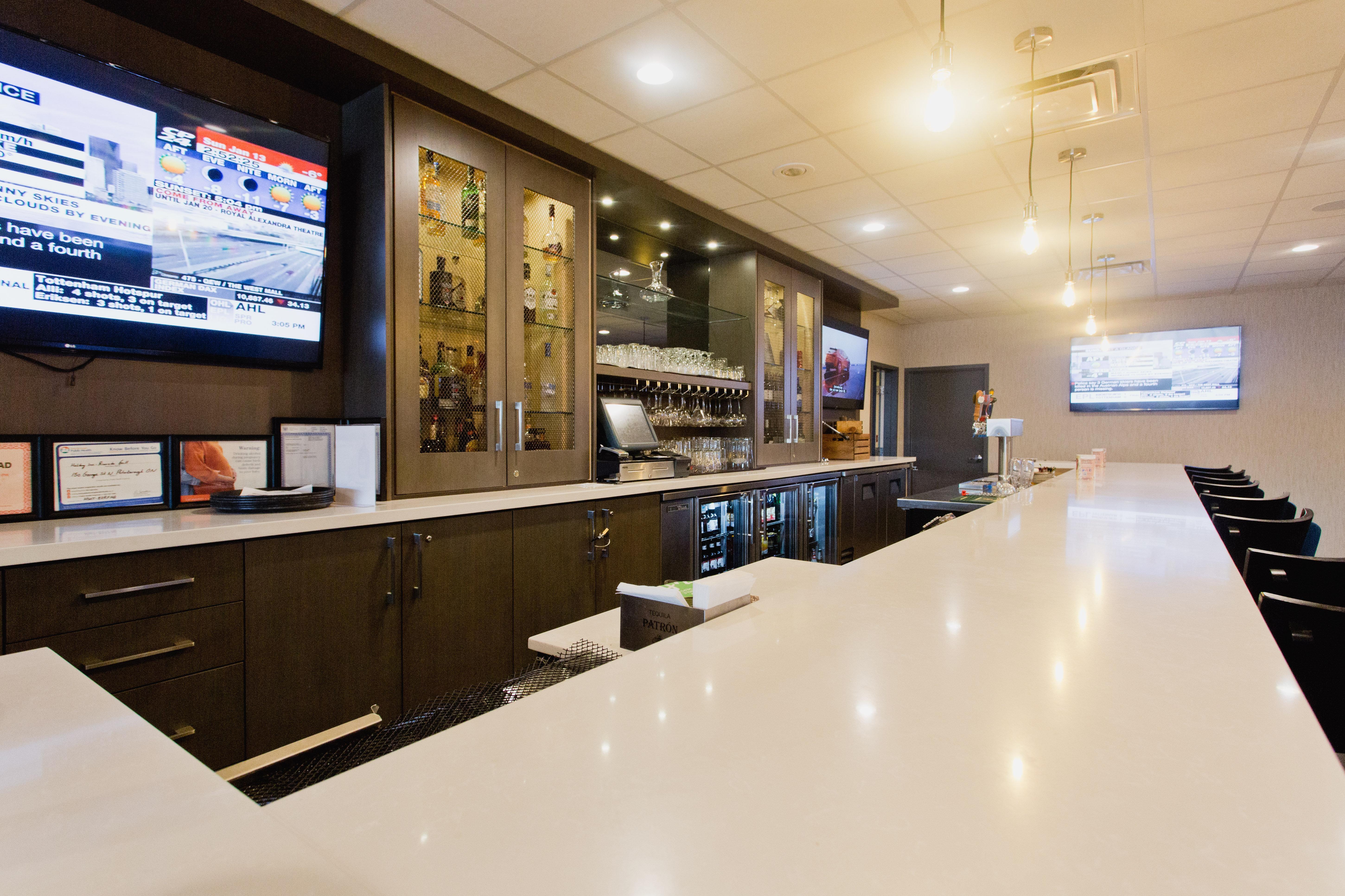 Holiday Inn Hotel Peterborough Waterfront By Ihg Dış mekan fotoğraf