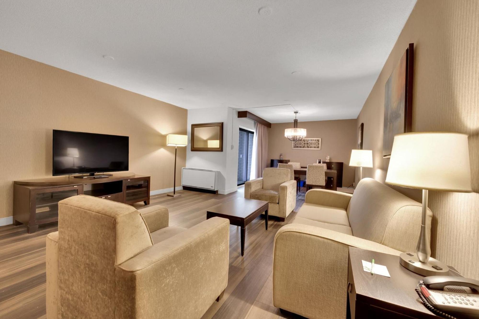 Holiday Inn Hotel Peterborough Waterfront By Ihg Dış mekan fotoğraf