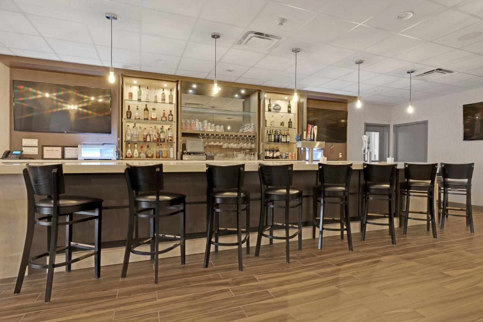 Holiday Inn Hotel Peterborough Waterfront By Ihg Dış mekan fotoğraf