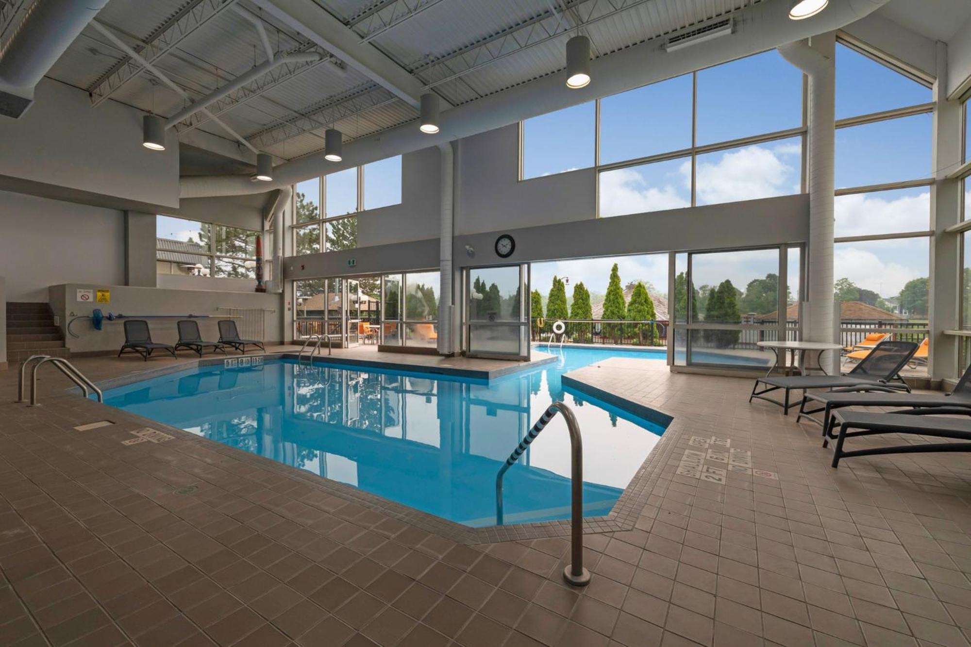 Holiday Inn Hotel Peterborough Waterfront By Ihg Dış mekan fotoğraf