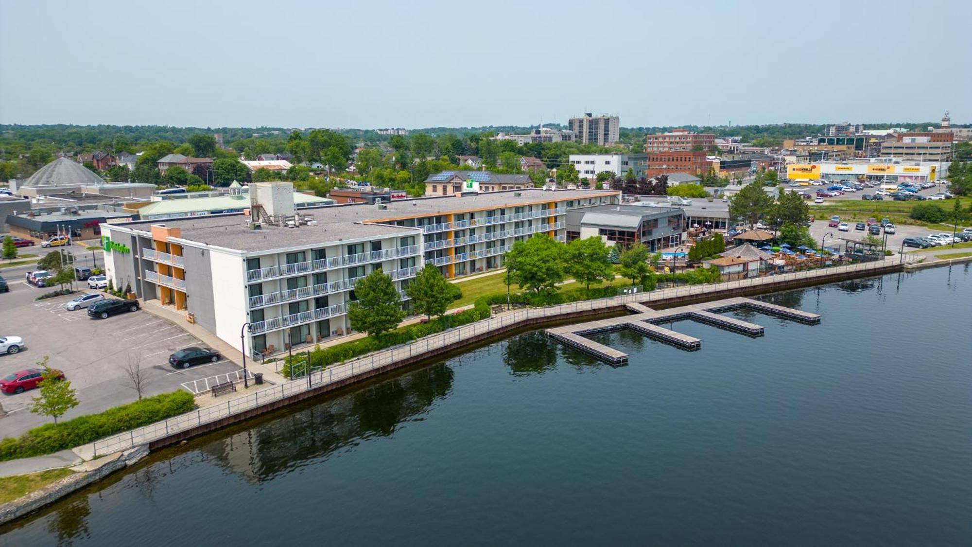 Holiday Inn Hotel Peterborough Waterfront By Ihg Dış mekan fotoğraf